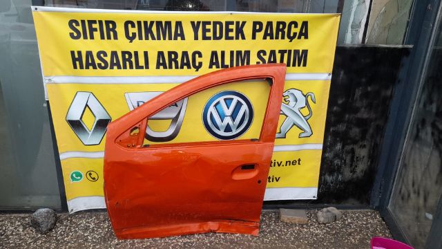 DACİA DUSTER ÇİKMA SOL ÖN KAPI DACİA DUSTER ÇİKMA PARÇA ANAKARA