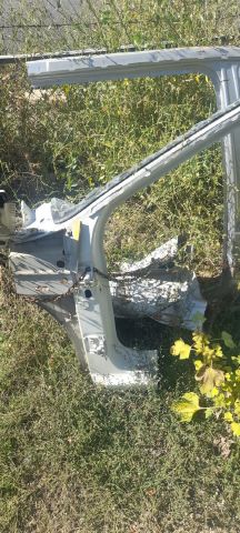 DACIA LOGAN SOL ÖN KAPI DREGİ KESME