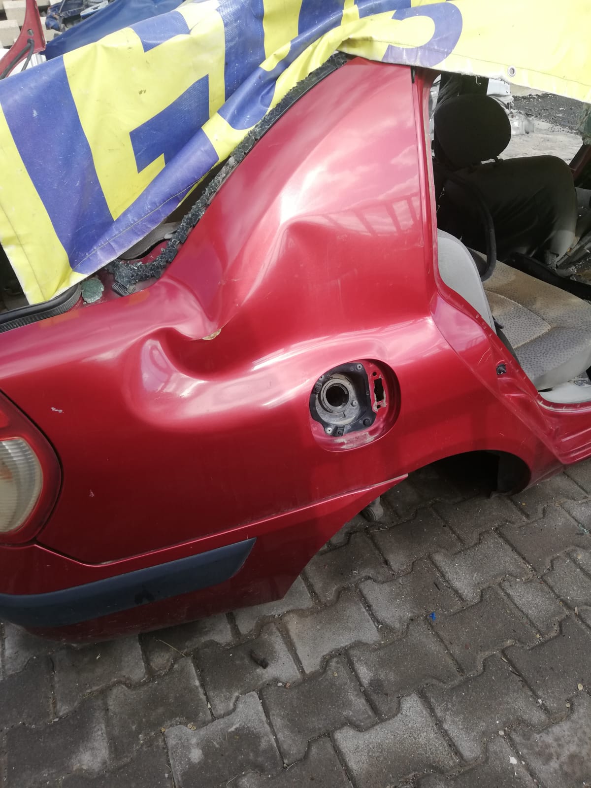 RENAULT CLİO 2 SAG ARKA KESME ÇAMURLUK