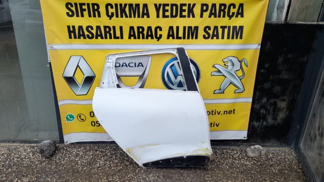 RENAULT CLİO 4 SW SAG ARKA KAPPI