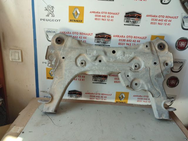 renault kangoo 3 motor beşigi motor travesi