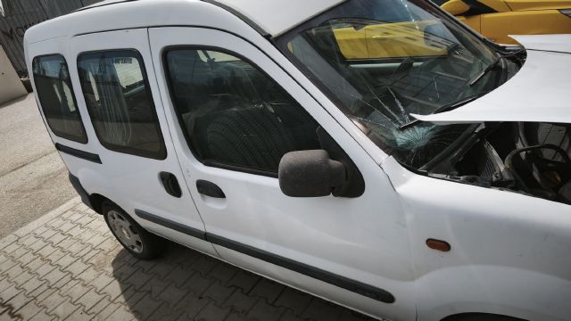 renault kangoo sag ön kapı çikma ankara renault çikma parça