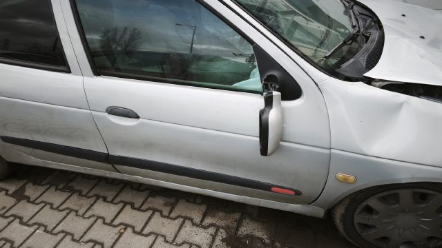 renault megane 1 sag ön kapı renault megane çikma parçacı